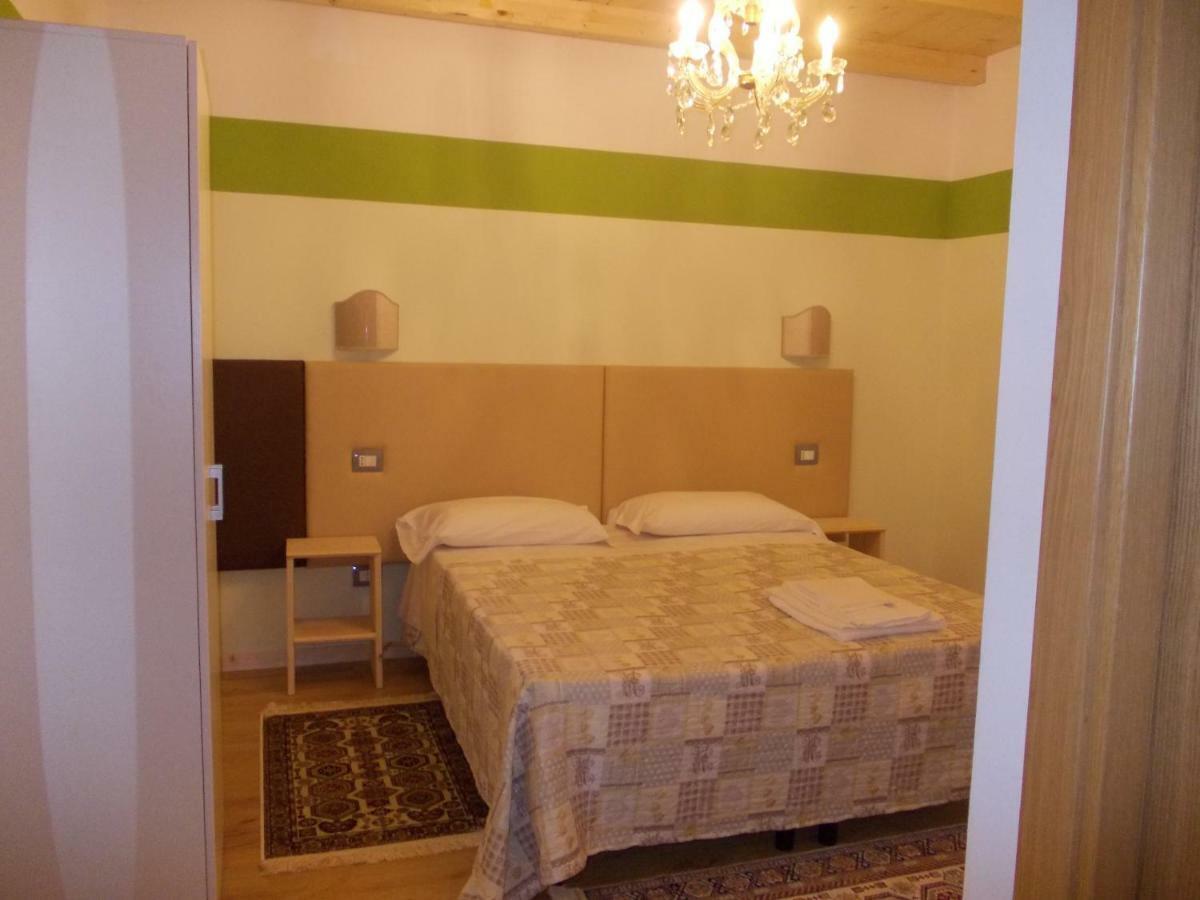 Romagnoli 36 Hotell Verona Eksteriør bilde
