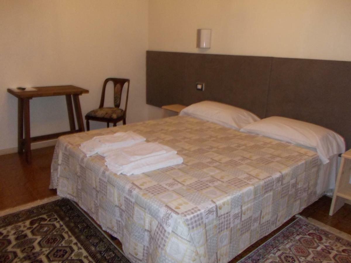 Romagnoli 36 Hotell Verona Eksteriør bilde