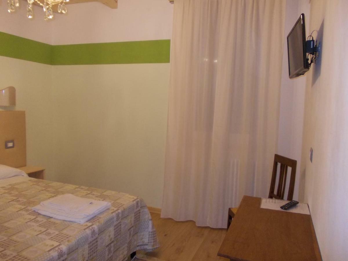 Romagnoli 36 Hotell Verona Eksteriør bilde
